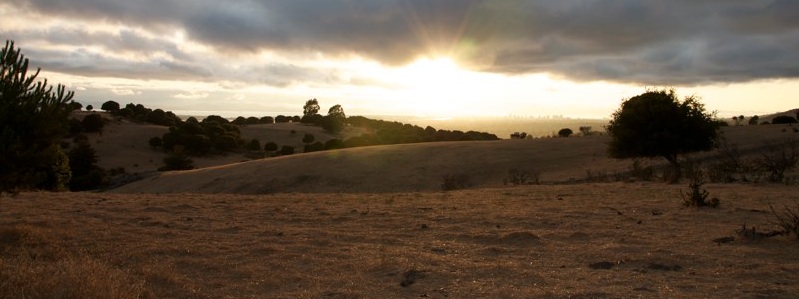 ./RotatingImages/SunsetPanorama.jpg